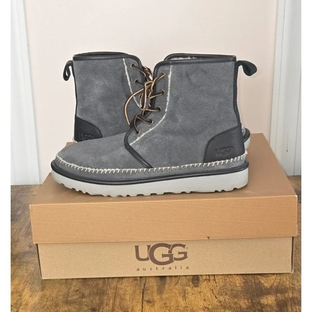 UGG Australia Mens Harkley Stitch Lace Suede Boots Charcoal Grey 1008558 Size 10